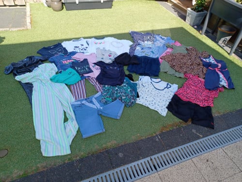 Pakket meisjes zomerkleding maat 146/152