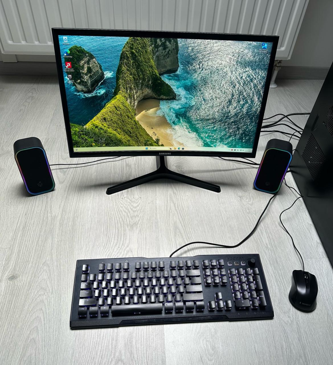 Budget completeSet/GamingPC/Corei5/8GBram/Windows11/