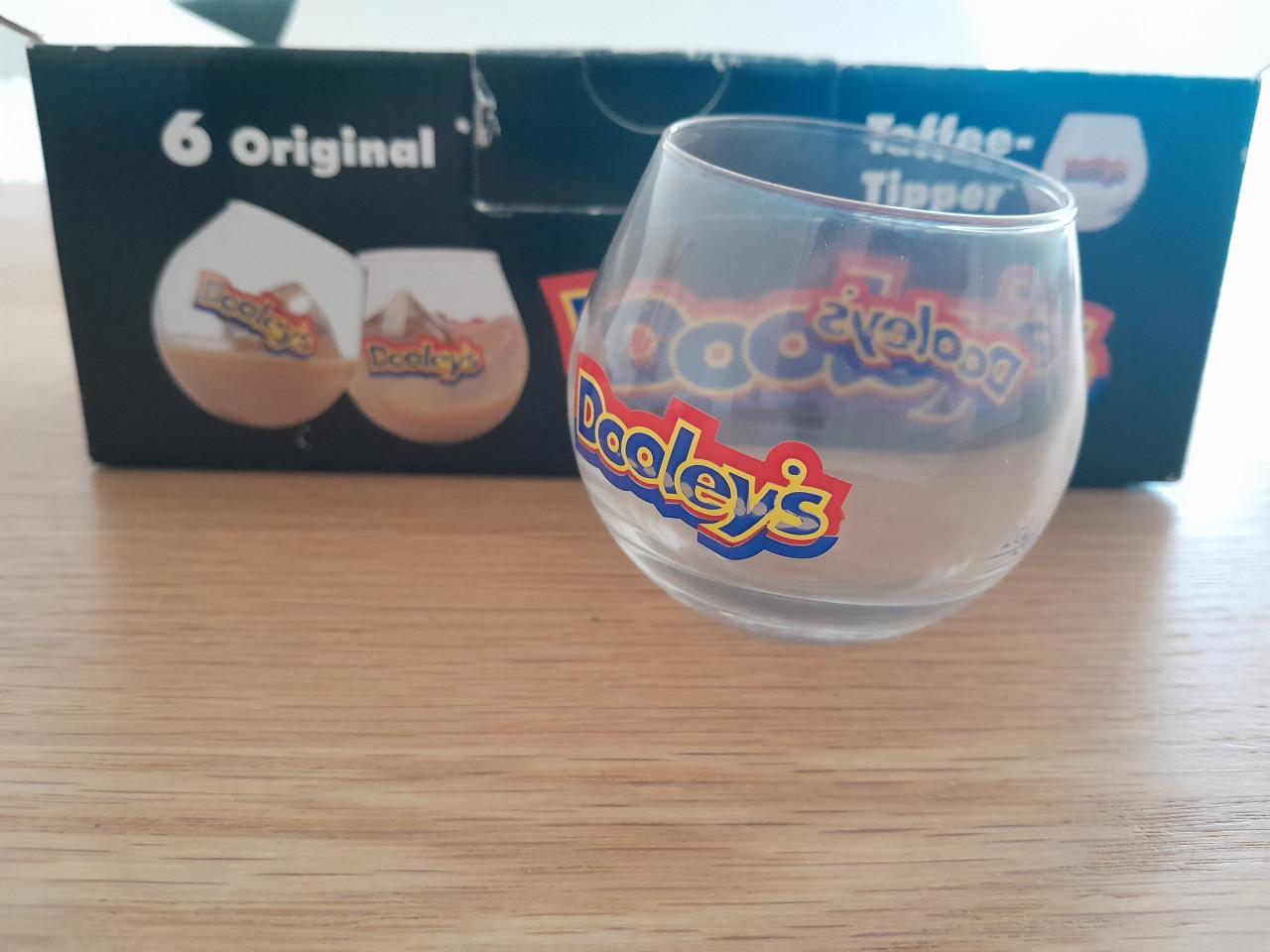 Dooley's glazenset