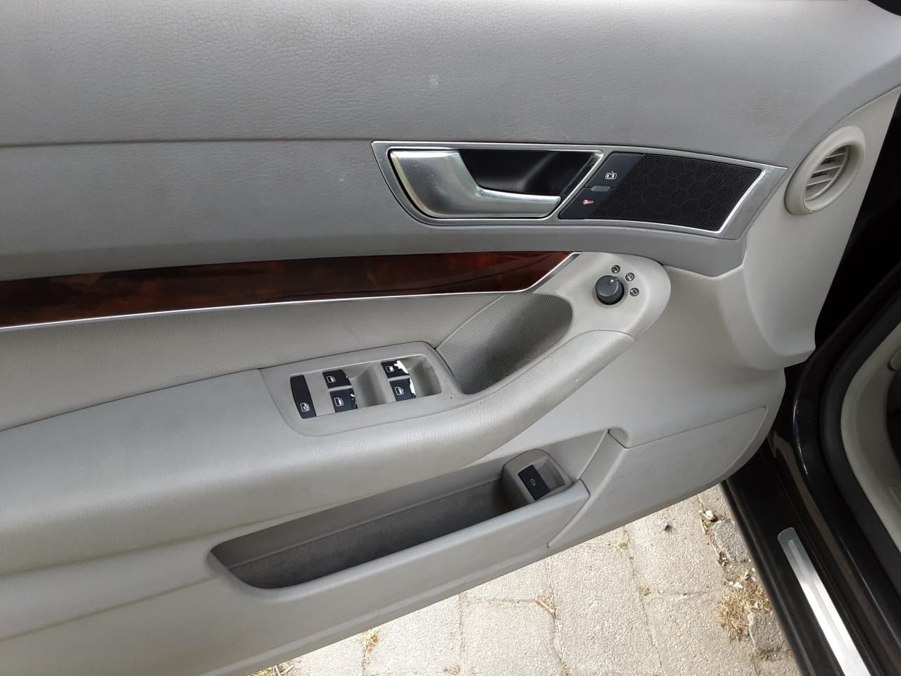 Audi A6 Limousine 3.2 FSi quattro edition AUTOMAAT