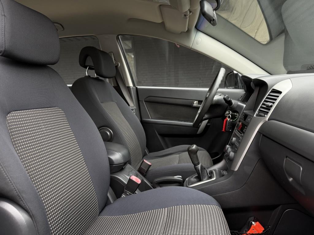 Chevrolet Captiva 2.4i shadow 2wd