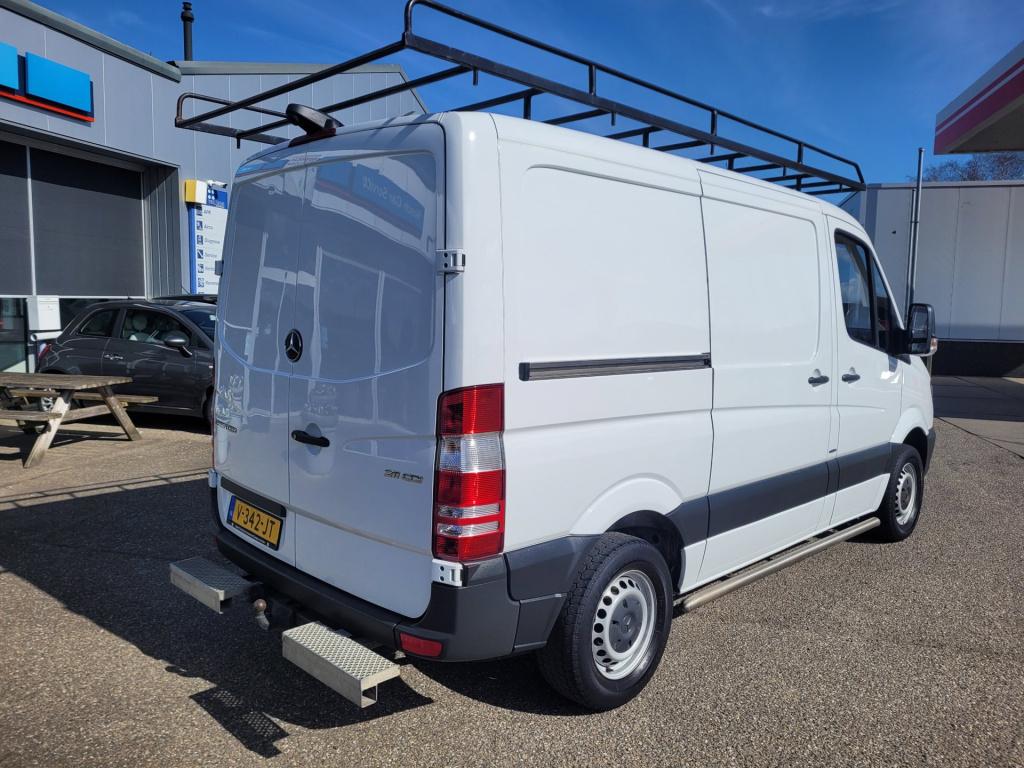 Mercedes-Benz Sprinter 211 2.2 cdi 325 economy hd