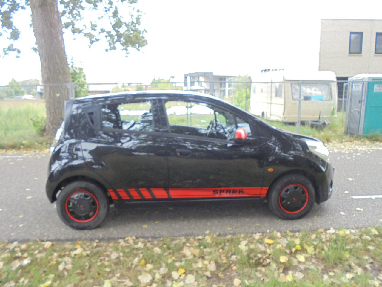 Spark 1.0-16V,leuke sportieve auto aflevering vol jaar Apk 139.142 Km N.A.P