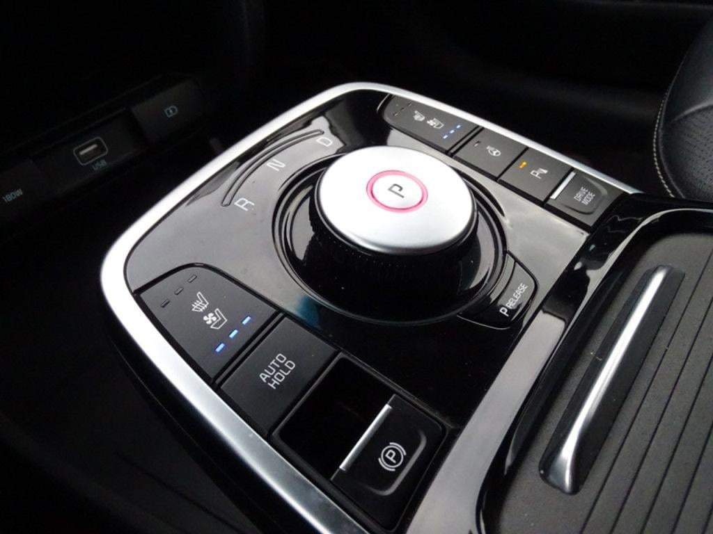 Kia E-niro executiveline 64 kwh incl. btw | led | stoelkoeling-en verwarmin