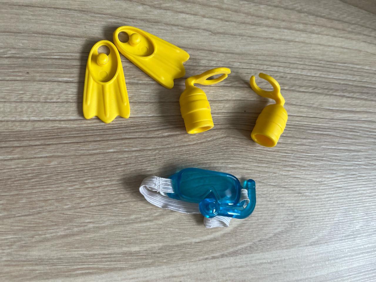 Pinypon set: boot, auto, vele accessoires en meerdere poppetjes
