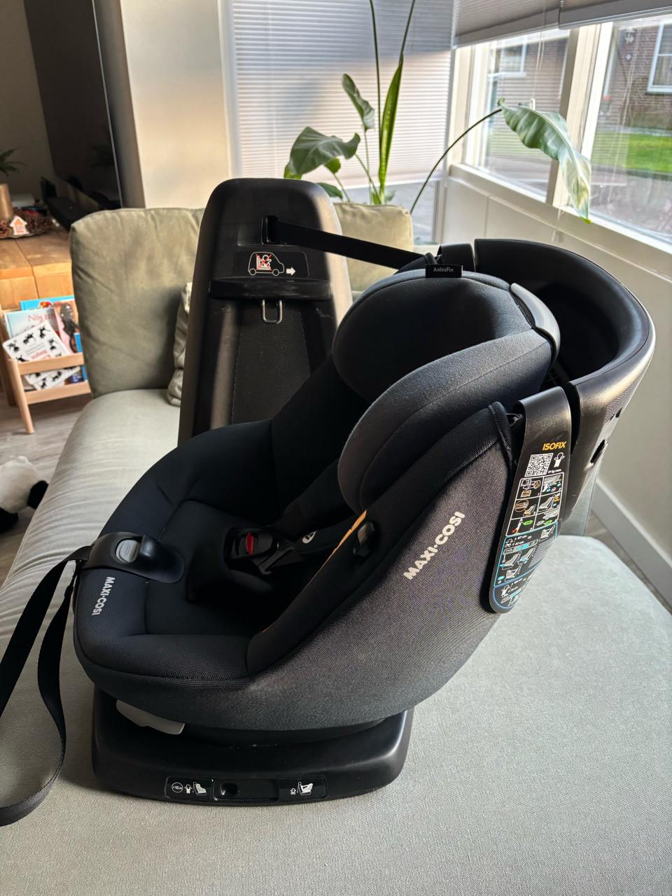 Maxi Cosi AxissFix peuter autostoel 360graden draaibaar