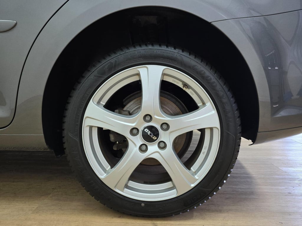 Volkswagen Touran occasion 1.4 tsi highline 7 persoons | tweedehands volksw
