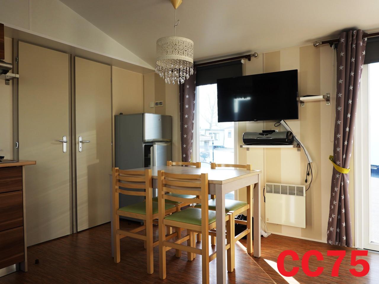 Compact IRM chalet met middenkamer, 2 slaapkamers  en dubbel glas te koop