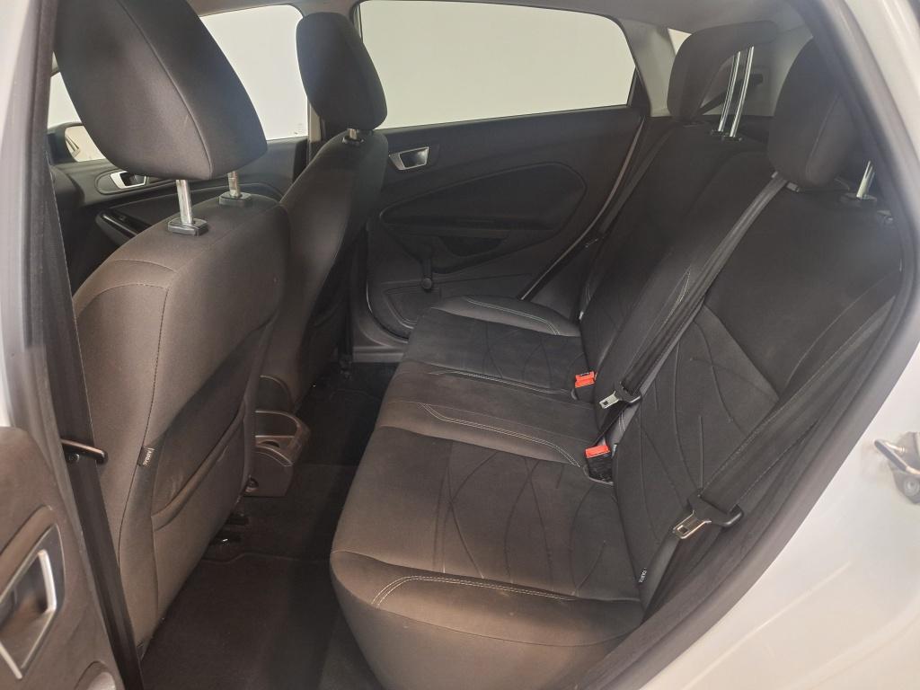 Ford Fiesta 1.0 white edition