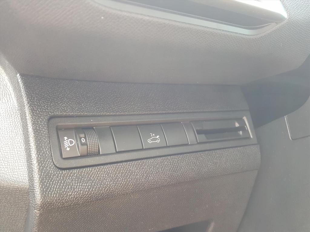 Peugeot 3008 1.2 pt 130pk s&s allure trekhaak | apple carplay & android aut