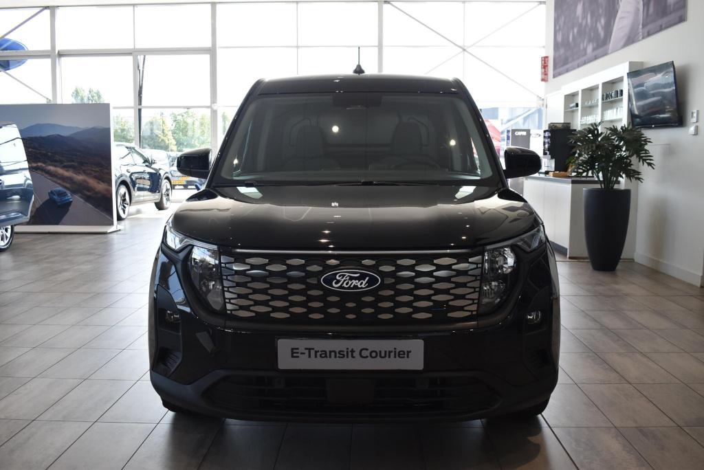 Ford E-transit cour. limited 44 kwh | showroom voorraad | trekhaak | laadvl