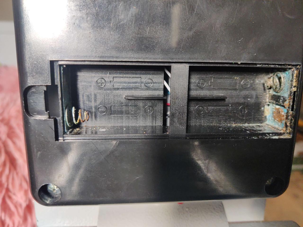 Gratis: Kluisje (semi-defect)