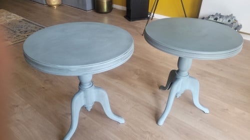 2 bijzettafeltjes
