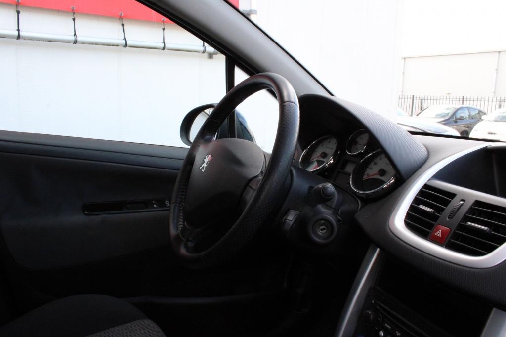 Peugeot 207 sw 1.4 vti xs