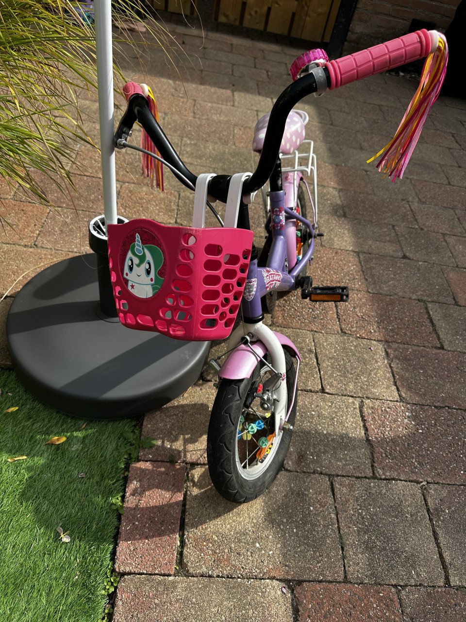 GERESERVEERD - Batavus meisjes fietsje 12 inch