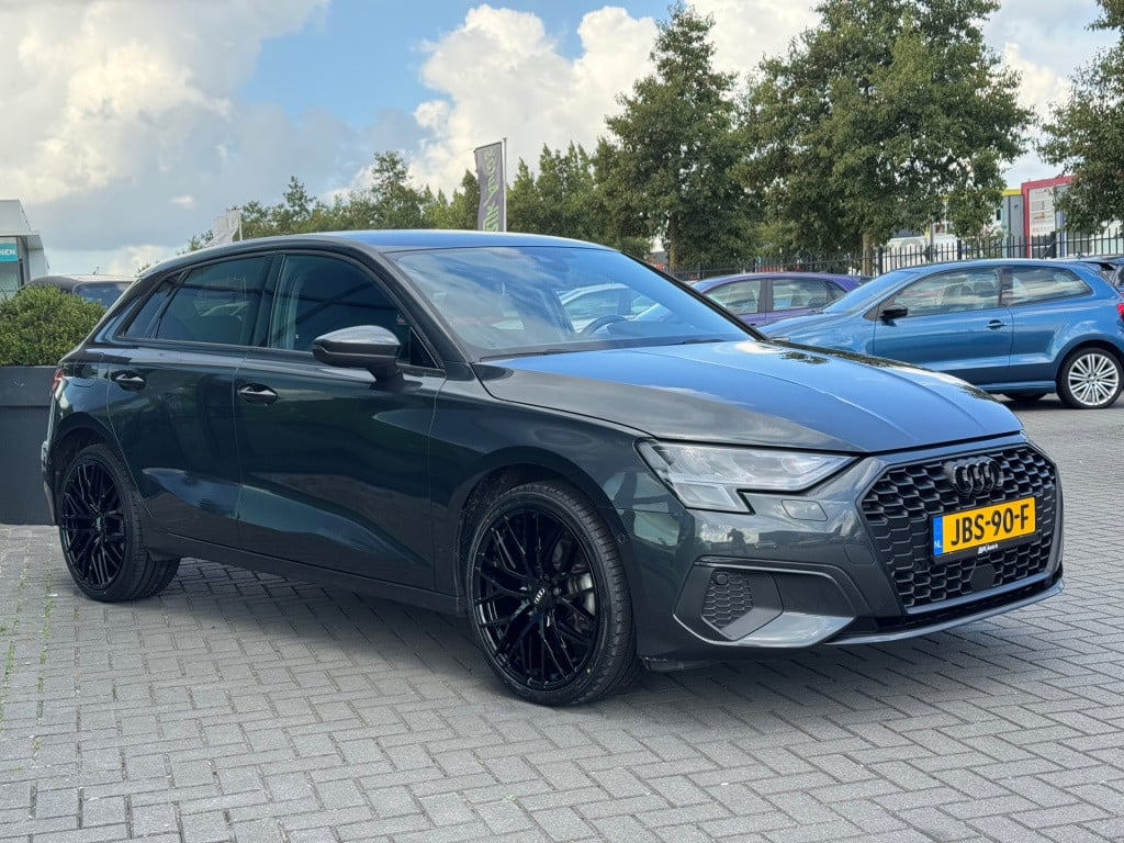 Audi A3 sportback 40 tfsi e edition * stoelverwarming * camera * adaptive c