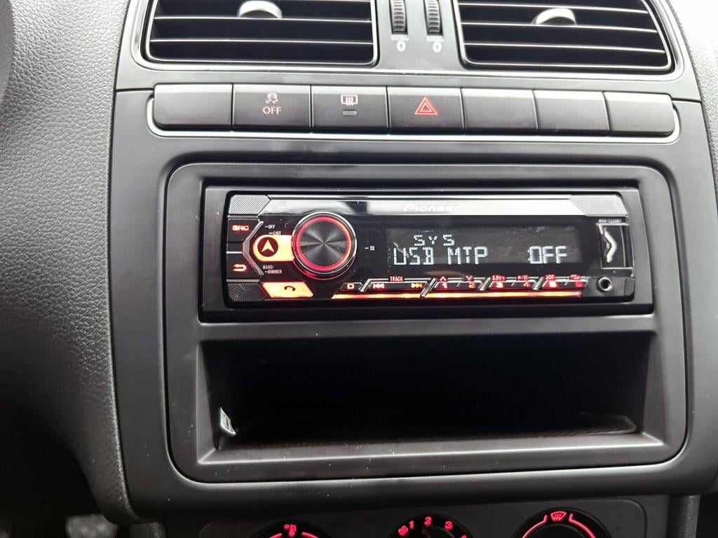 Volkswagen Polo 1.2 easyline lage kilometerstand | airco