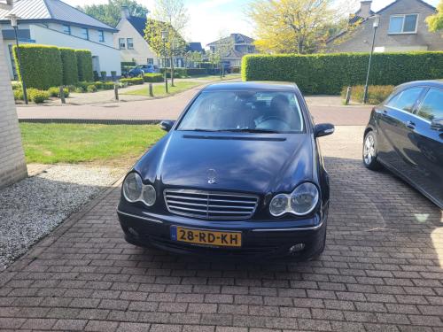 Mercedes C klasse 220 diesel Automaat Avantgarde 2005 245.000 km