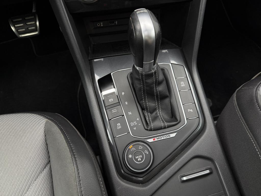 Volkswagen Tiguan 2.0 tdi 4motion r-line | grijs kent. | pano | virutal | a