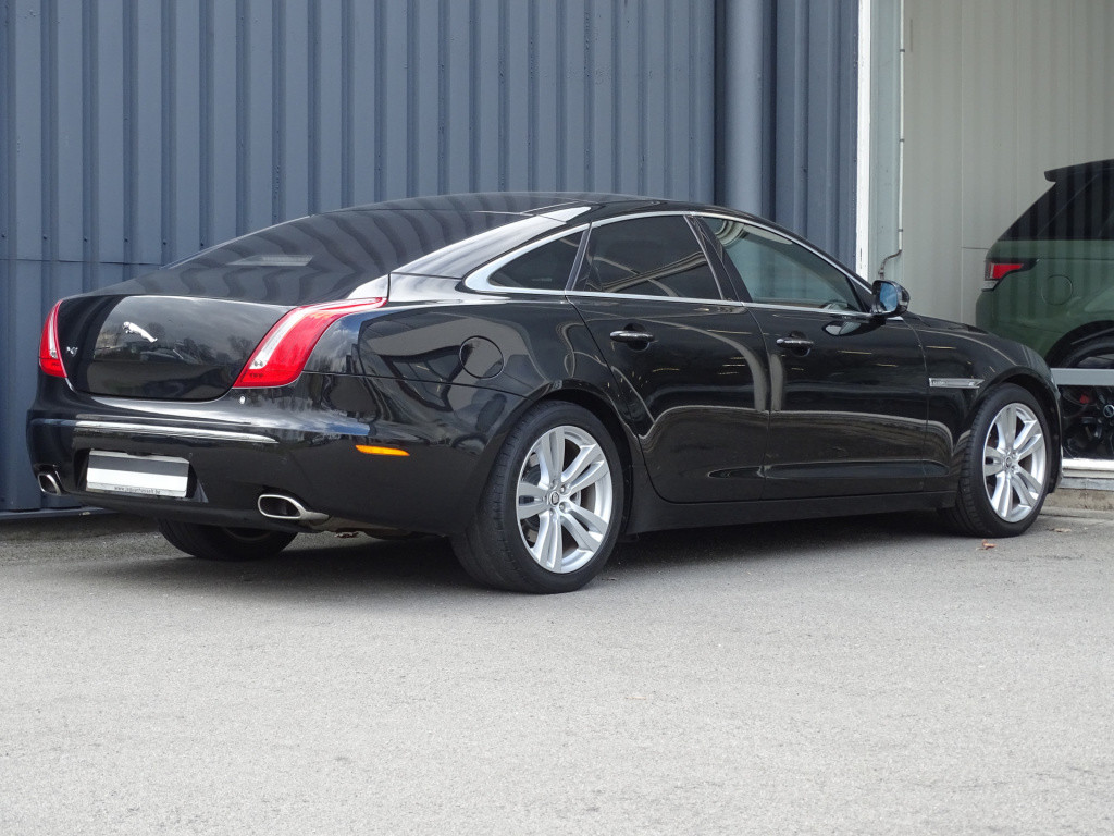 Jaguar Xj 3.0 v6d luxury | dubbel pano | 19"
