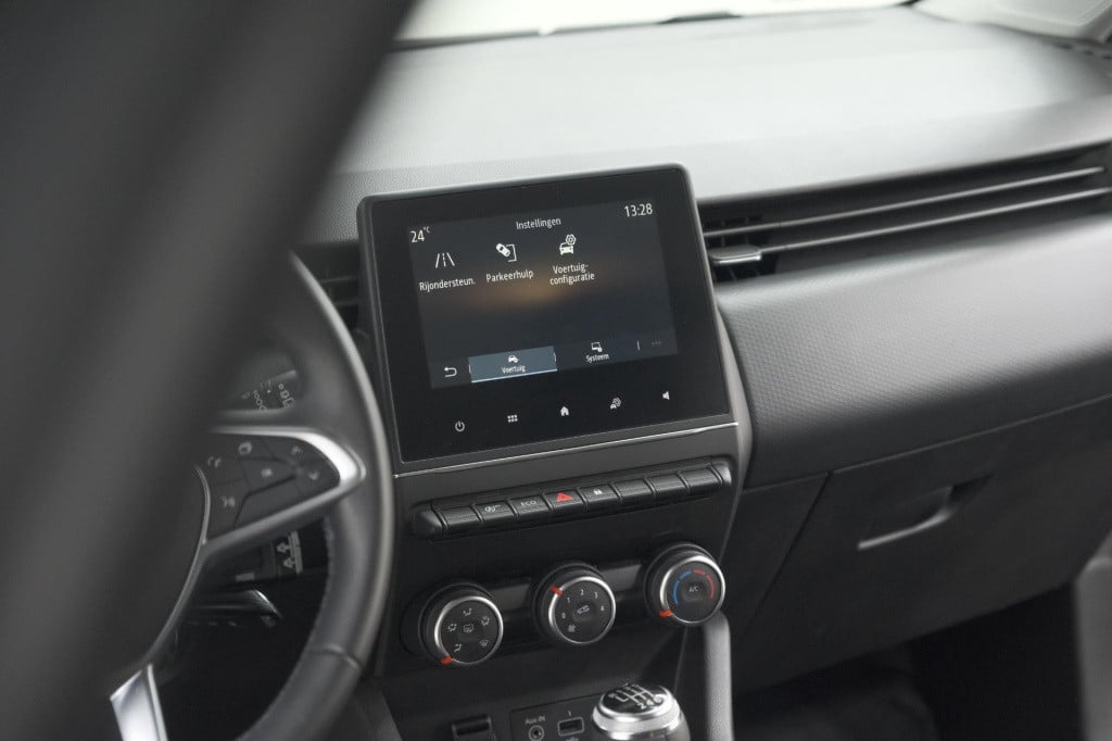 Renault Clio tce 90 equilibre | parkeersensoren | apple carplay | navigatie