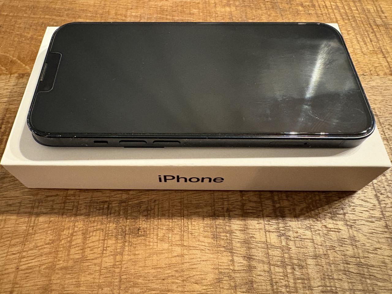 IPhone 13 256GB Midnight (A2633)