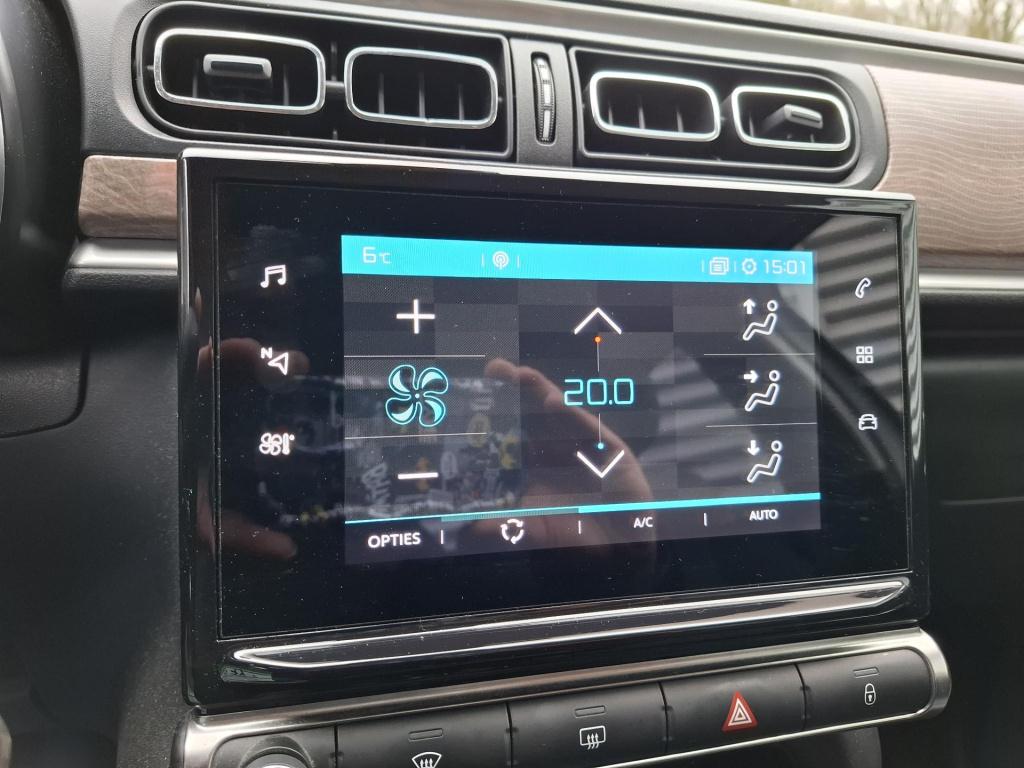 Citroen C3 1.2 shine clima/nav/cam/lmv