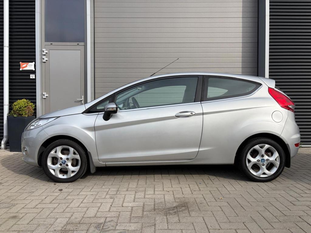Ford Fiesta 1.25 titanium/155.000 nap/airco/lichtmetaal/pdc/