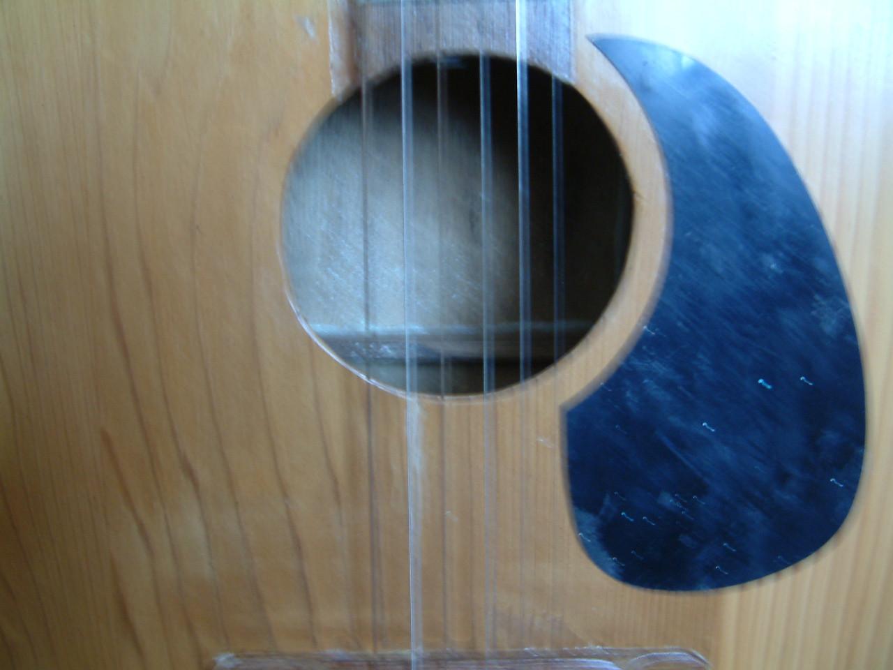 Oefen gitaar  western  75 euro