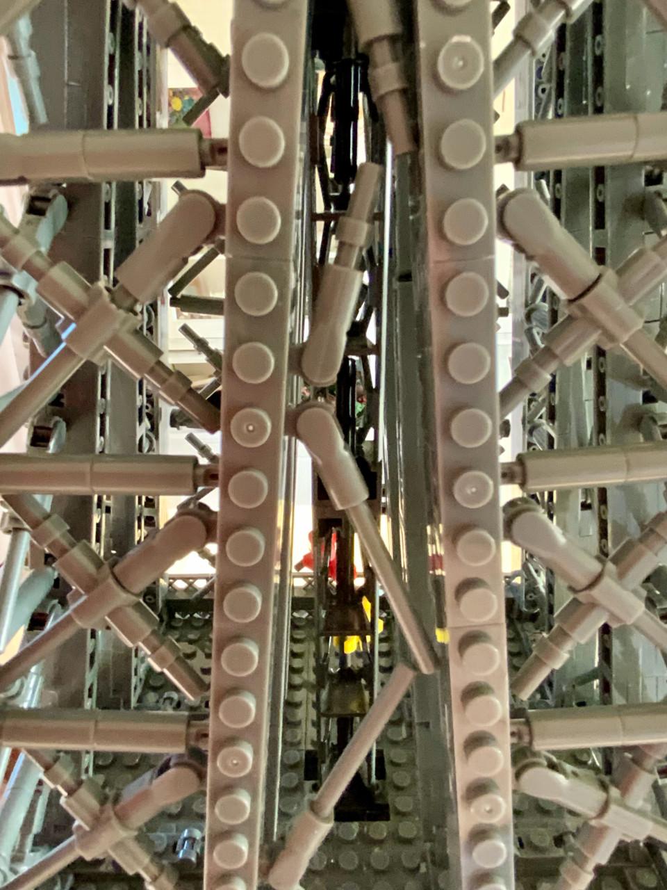 LEPIN Eiffeltoren 10.001 stukjes“zelfde als het deense merk”