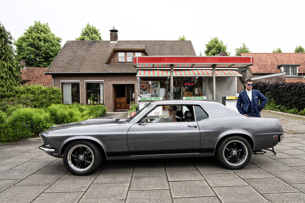 Zelf rijden in een trouwauto in 2027? , deze mustang staat voor je klaar!