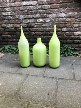 Lime groene design flessen.