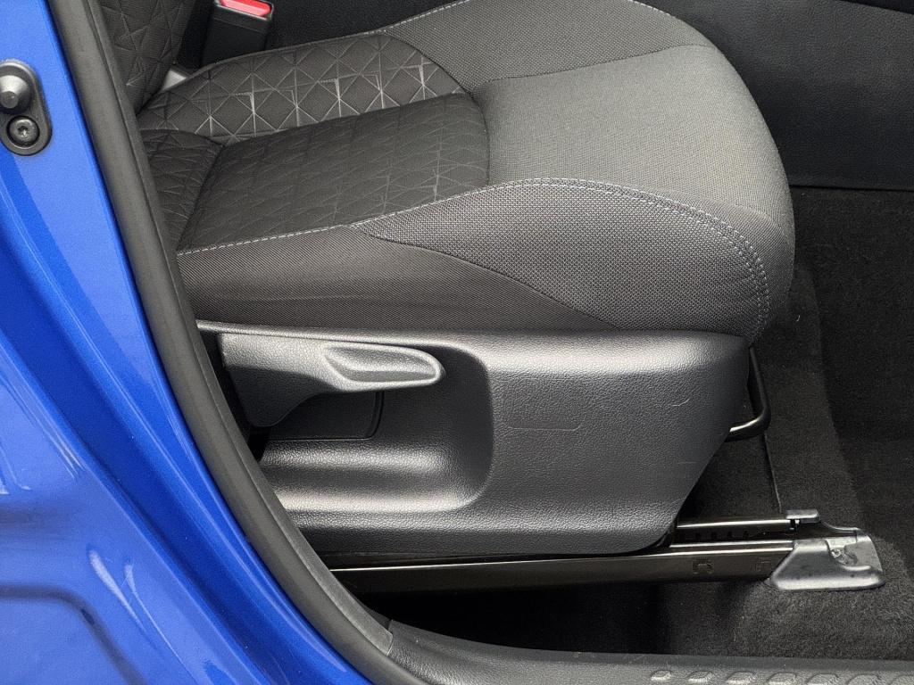 Toyota C-hr 2.0 hybrid dynamic nl-auto!