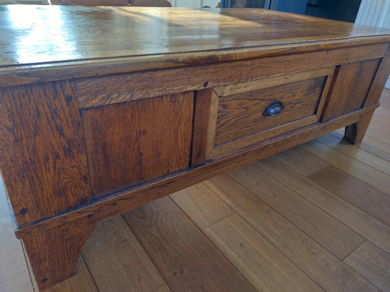 Salontafel met 2 lades