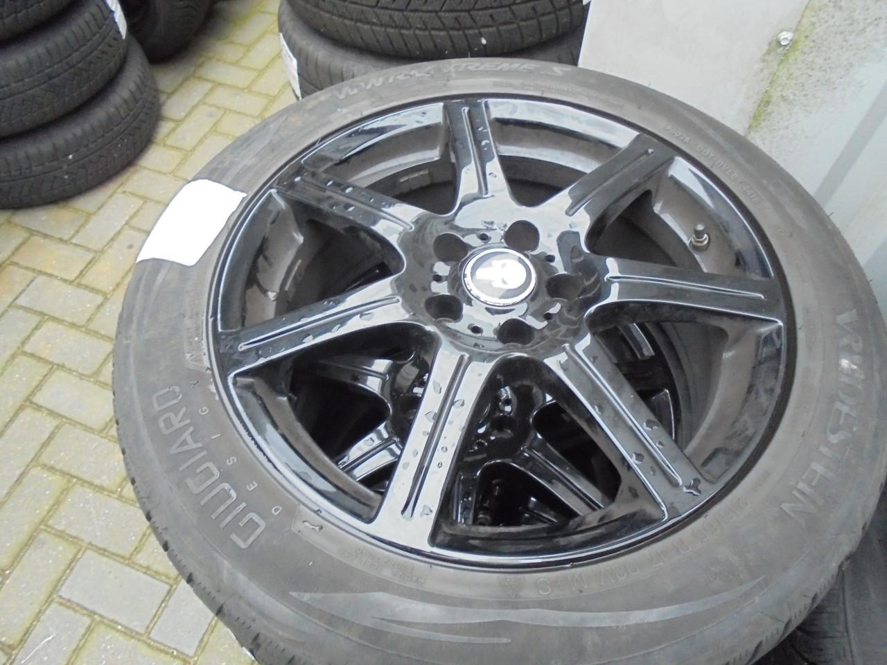 Diverse winterbanden velg staal en lichtmetaal diverse maten en auto merken