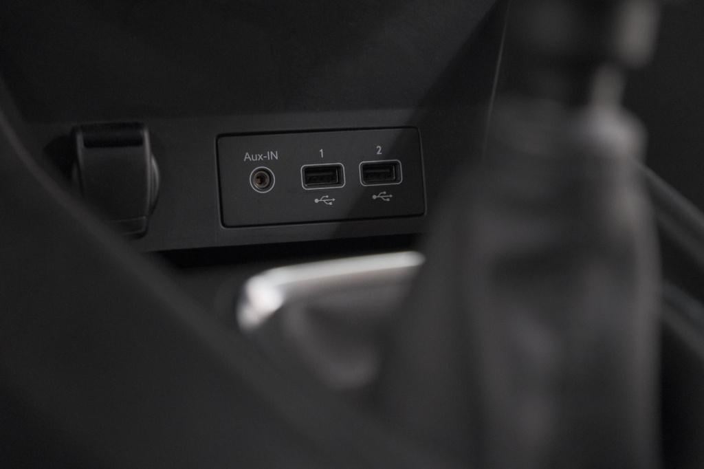 Renault Captur tce 130 intens | trekhaak | camera | parkeersensoren