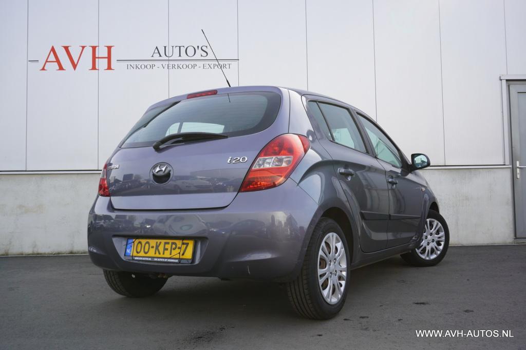Hyundai I 20 1.2i dynamicversion