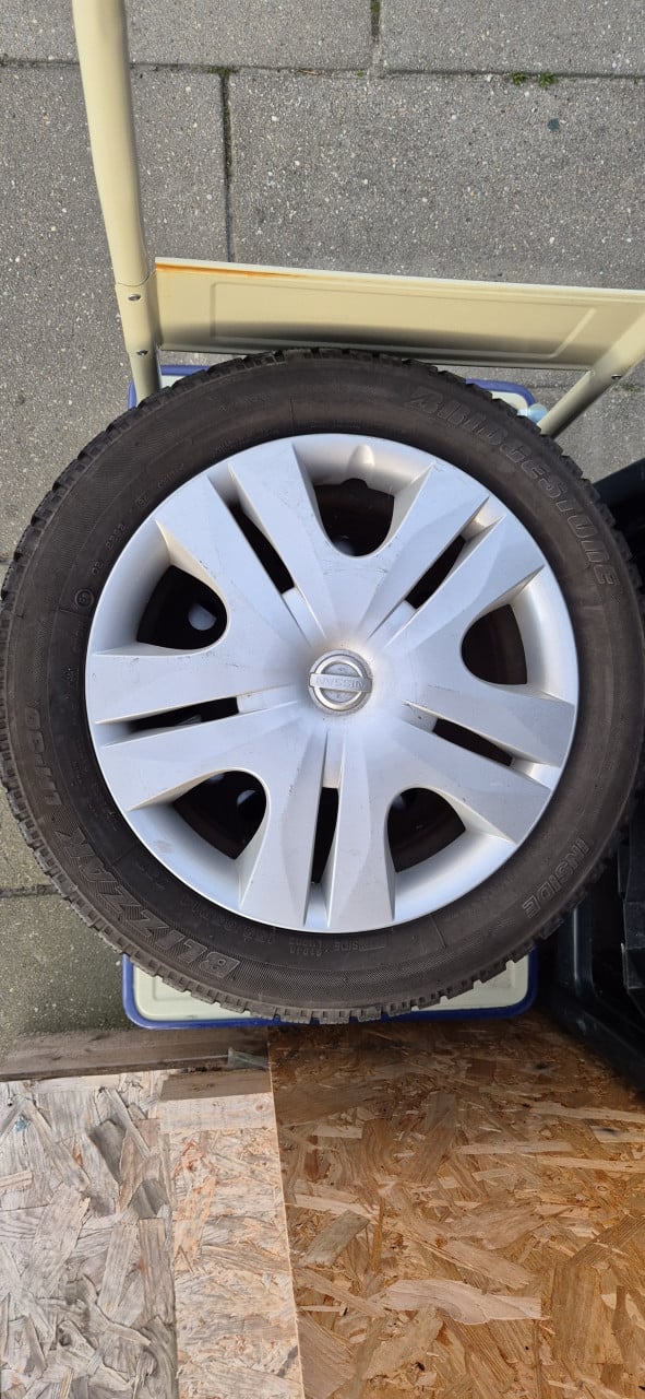 Winterbanden + velgen 155/65 R14