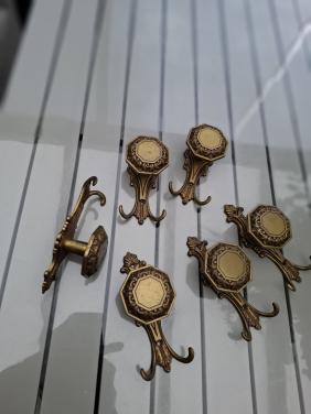 VCR Italy messing kapstokhaken.