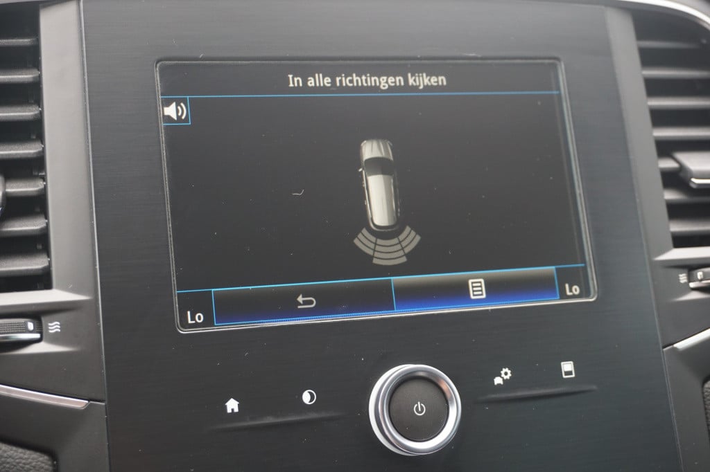Renault Megane 1.3 tce limited 1e eigenaar - airco / navi / cruise / parkee