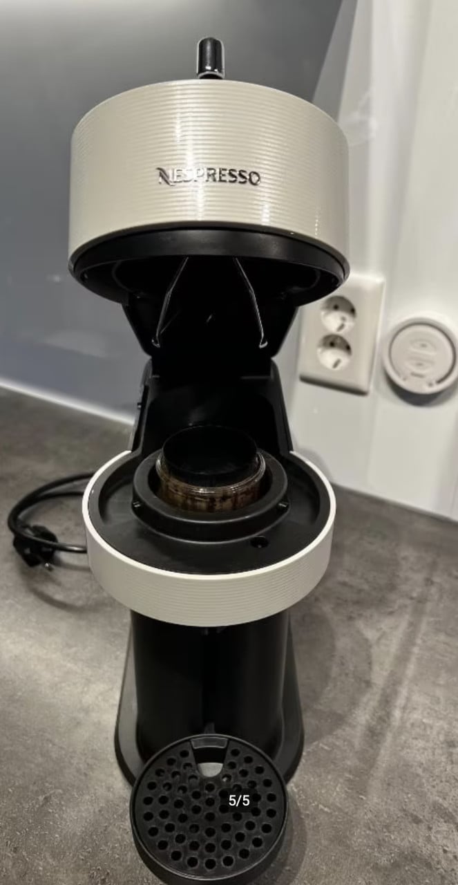 Nespresso Vertuo Next incl. capsulebox