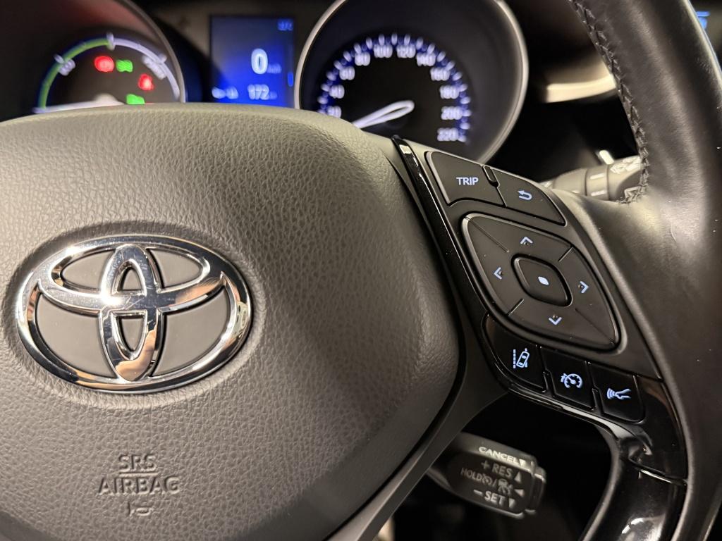 Toyota C-hr 1.8 hybrid executive