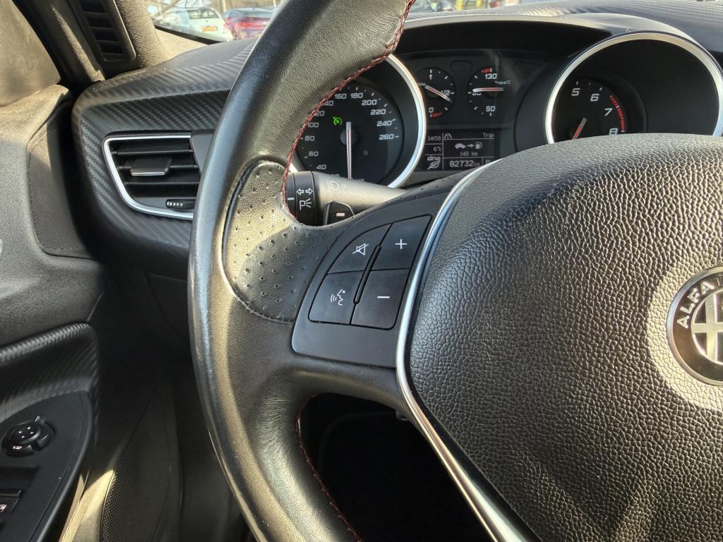 Alfa Romeo Giulietta 1.4 turbo multiair super | nl-auto | pano | leder | na