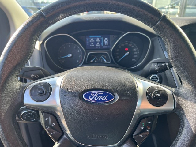 Ford Focus 1.0 ecoboost 125pk 4-deurs sedan titanium
