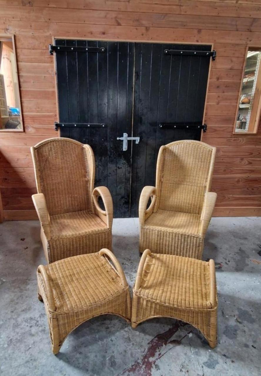 2 Rotan tuinstoelen met 2 hockers