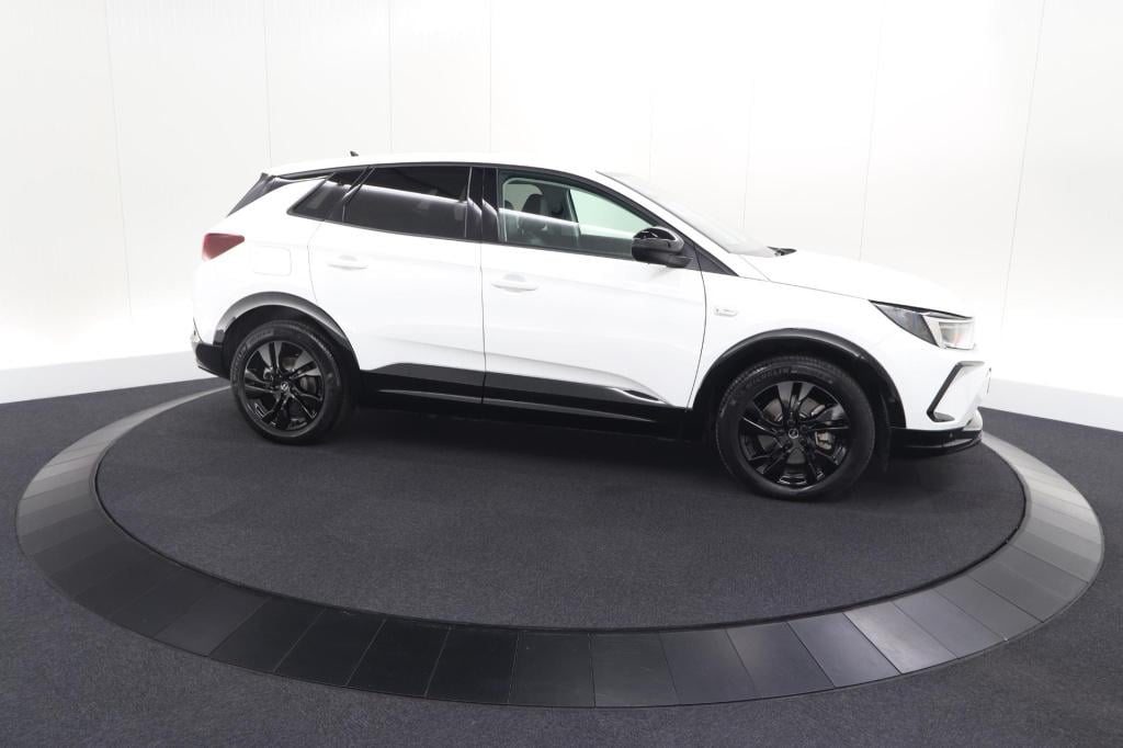 Opel Grandland 1.6 turbo plug-in hybrid gs 225 | adaptieve cruise control |