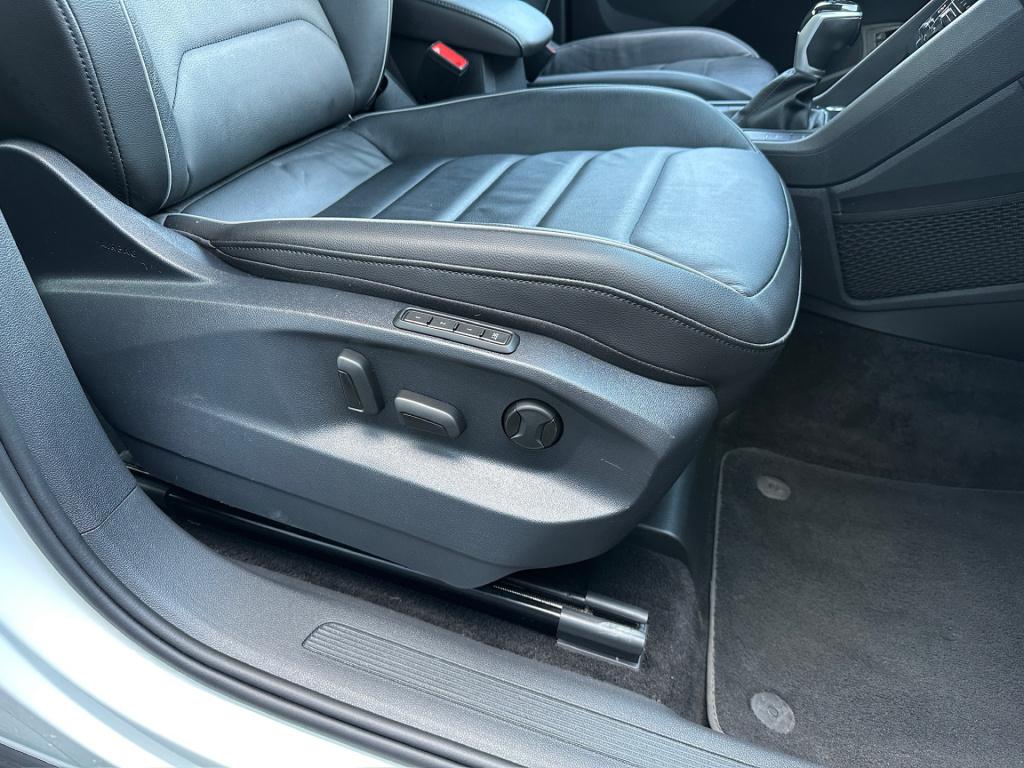 Volkswagen Tiguan 1.4 tsi dsg ehybrid life | leder | trekhaak | 360 camera 