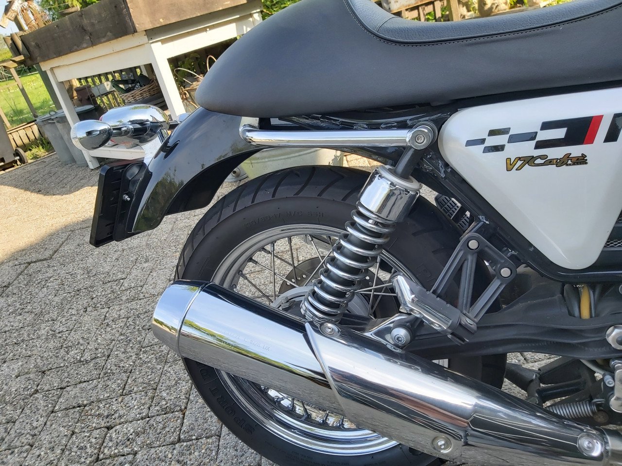 Moto Guzzi V7 Classic Cafe
