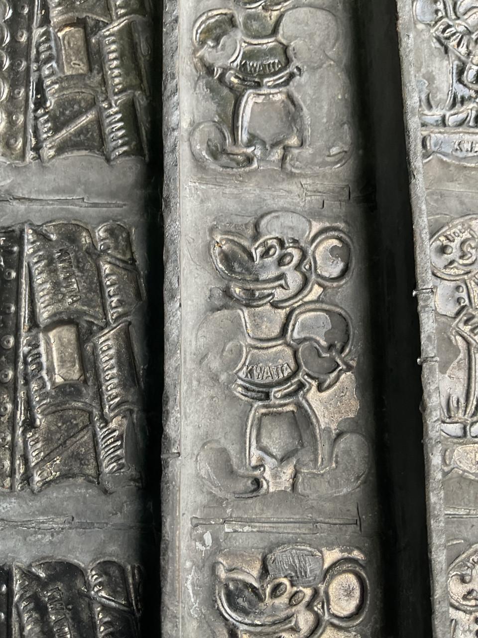 Kwatta chocolade mal ( met Mickey Mousse )