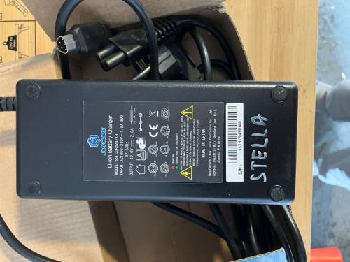 Oplader stella fiets
